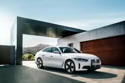 BMW I4 1920x1438.jpg