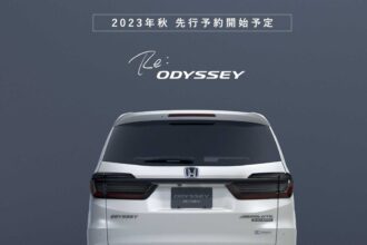 Honda Odyssey 2023 atras