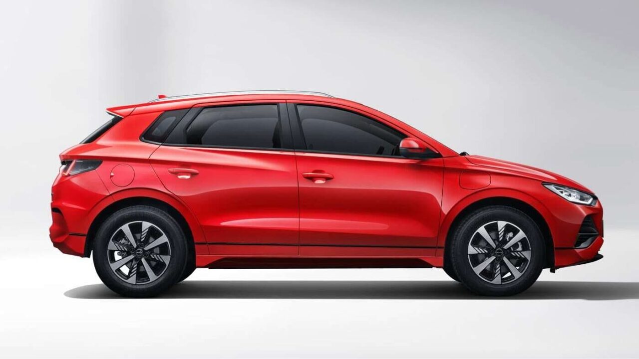 ᐅ Nuevo BYD E2 2024 Hatchback Lanzado Oficialmente