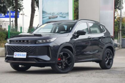 Chery Exeed LX SUV negro