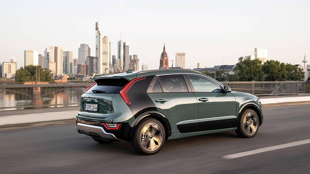 ᐅ El Kia Niro 2024 Híbrido Llega Al Pais Aqui Todos Los Detalles Y Precios