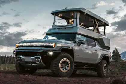 Hummer EV EarthCruiser