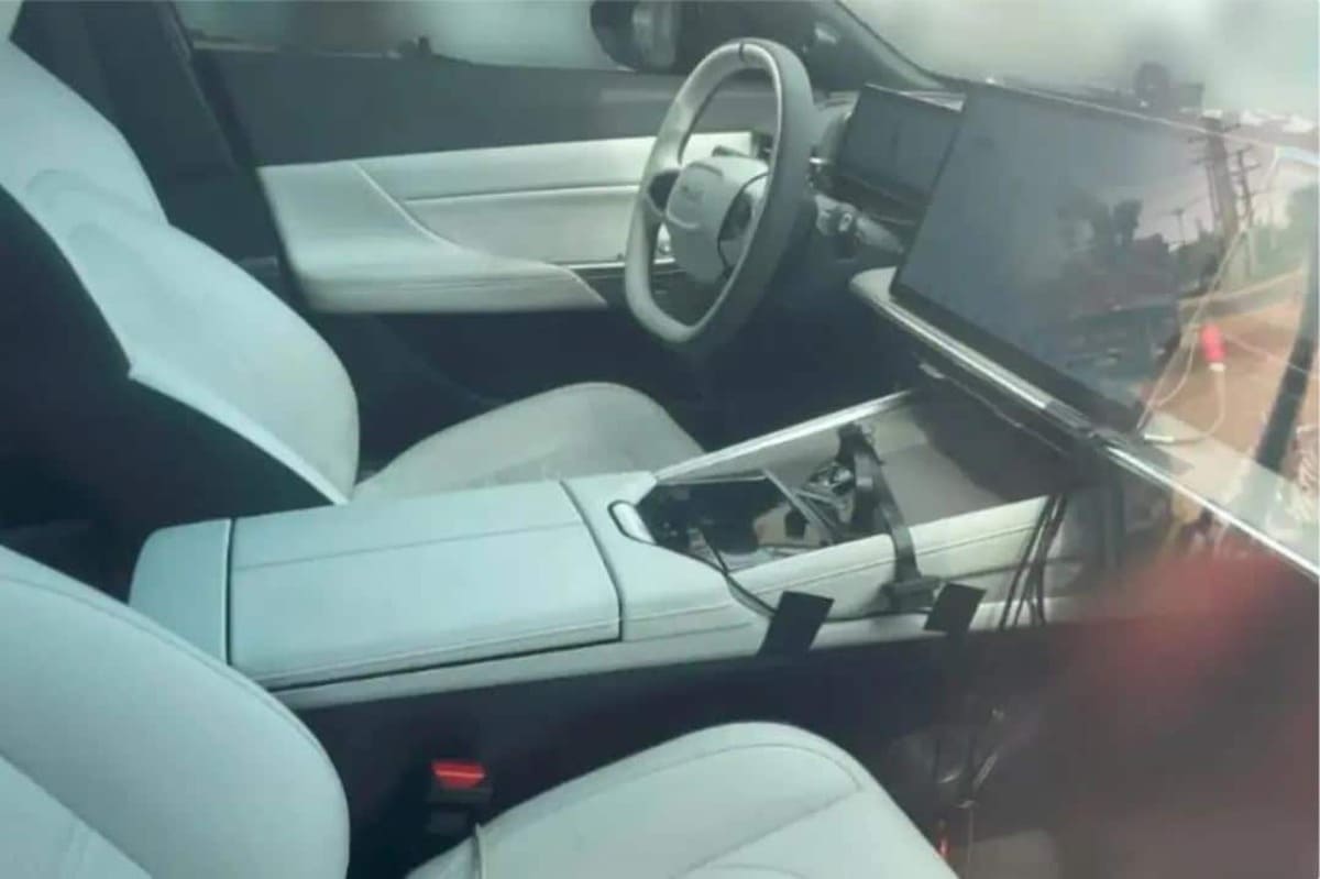Dongfeng eπ 007: el Sedán que Reimagina la Movilidad 5 Dongfeng eπ 007 interior
