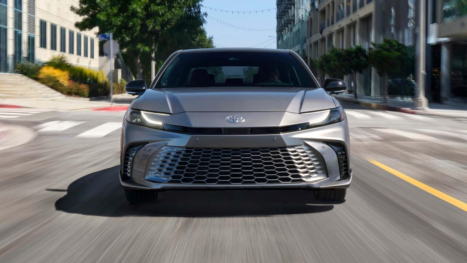 ᐅ Toyota Camry 2025 Tecnología Híbrida Y Diseño Sin Precedentes +Video