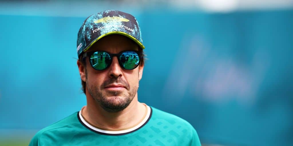 Fernando Alonso problemas con FIA