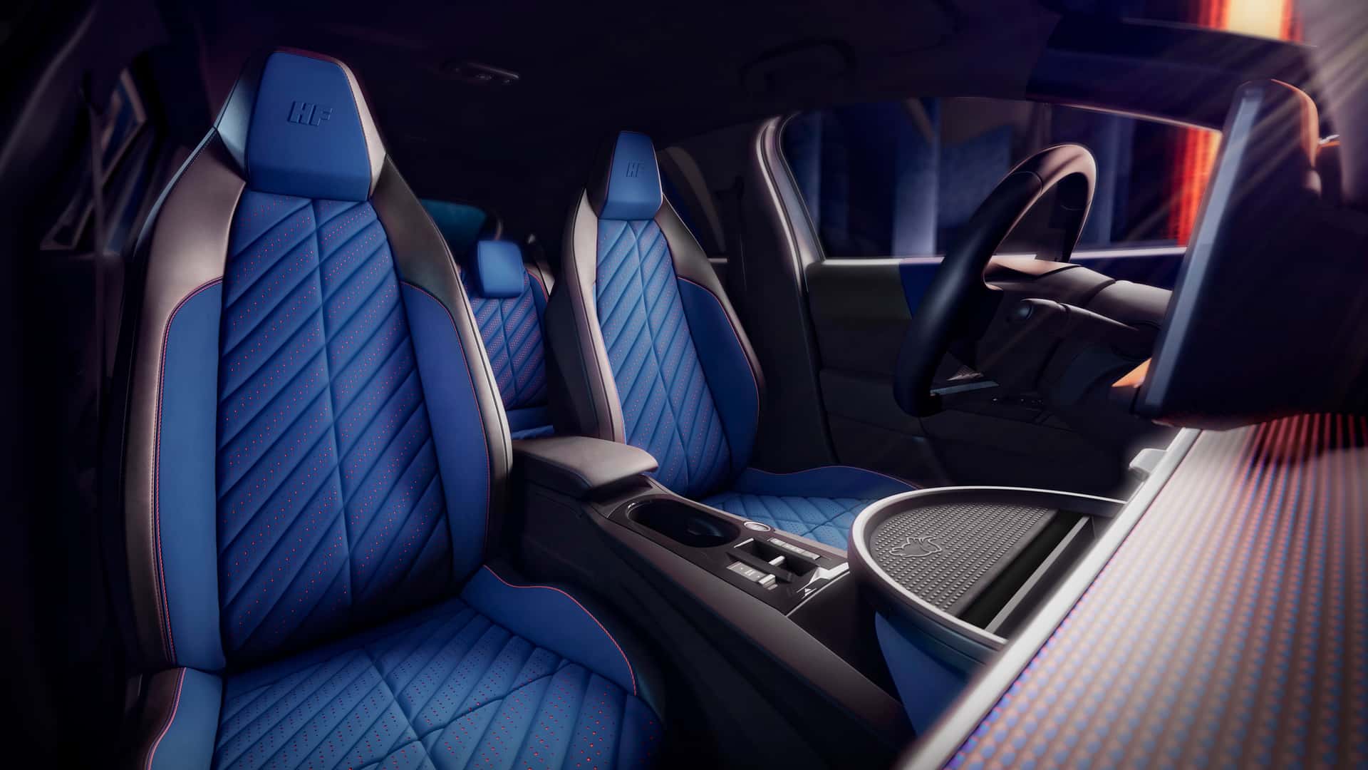 Lancia Ypsilon HF 2025: El Retorno del Icono Automotriz 8 Lancia Ypsilon HF 2025 espacio interior