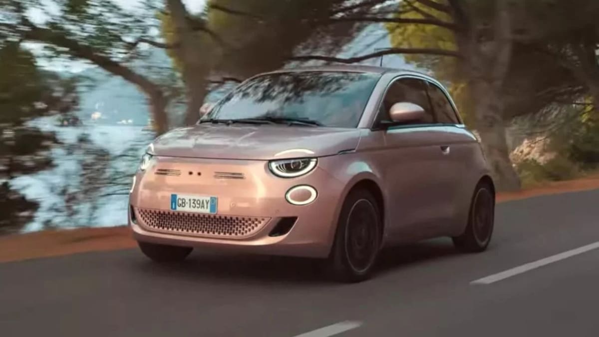 video Fiat 500e sin logo