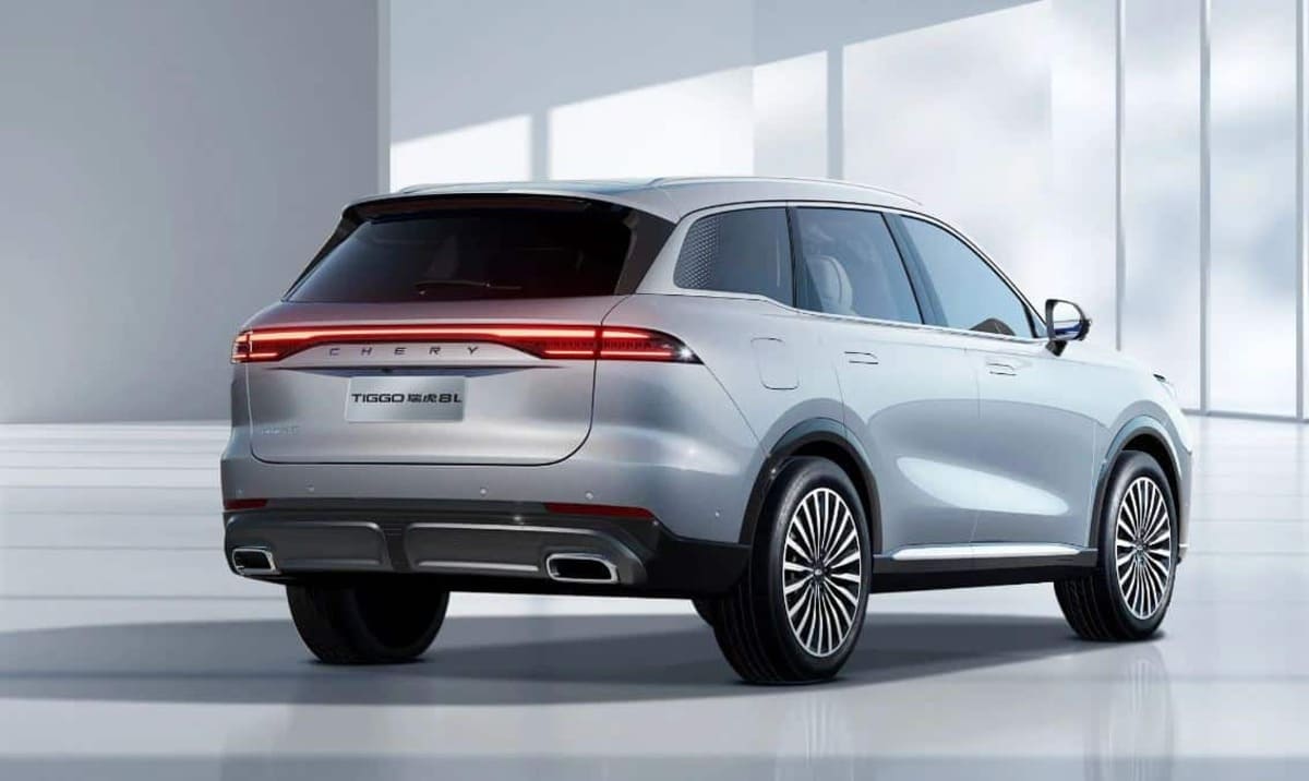 Chery Tiggo 8L Descubre Por Qué Todos Hablan de Esta SUV 7 Chery Tiggo 8L por detrás