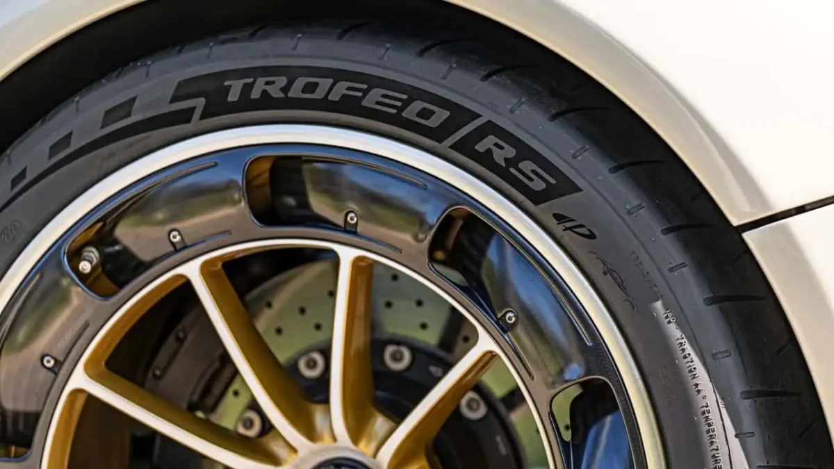 Pirelli Cyber Tires