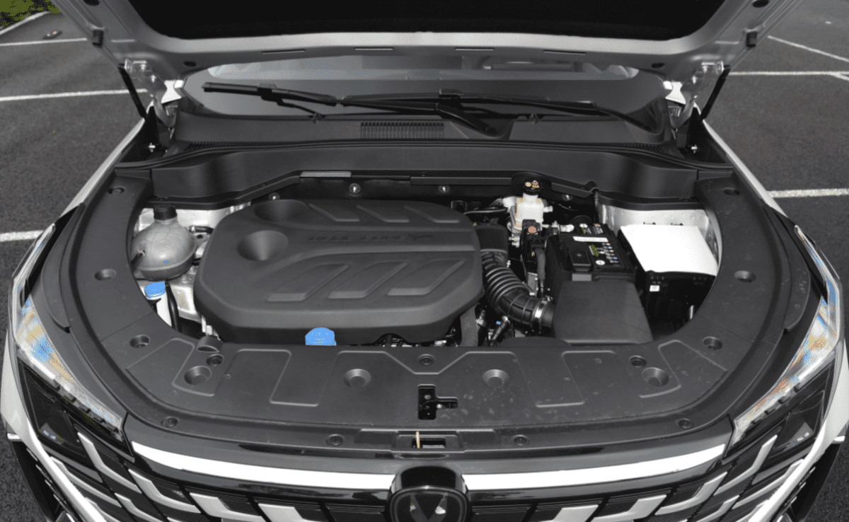Changan UNI-Z Gasolina: Se Acerca su Lanzamiento 4 Changan UNI-Z Gasolina motor