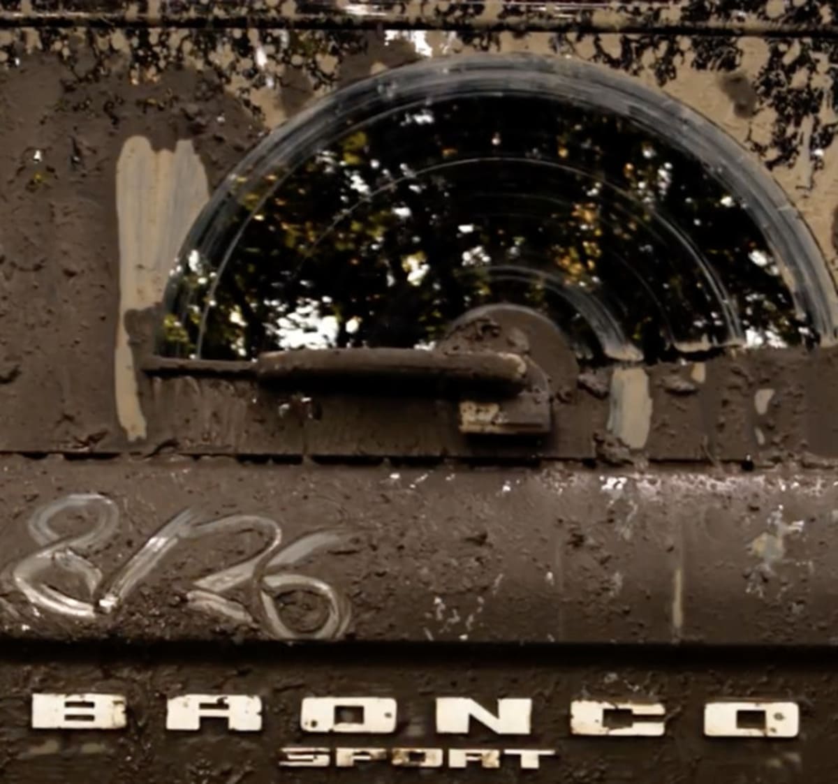 Ford Bronco Sport 2025 teaser