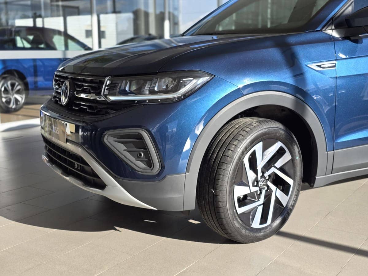 Volkswagen T-Cross 2025 frente