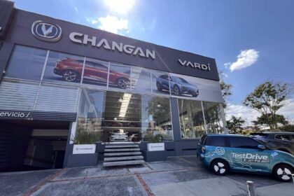 changan auto colombia vitrina