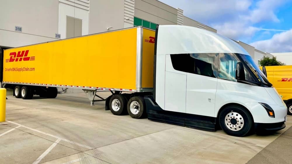 Tesla Semi DHL