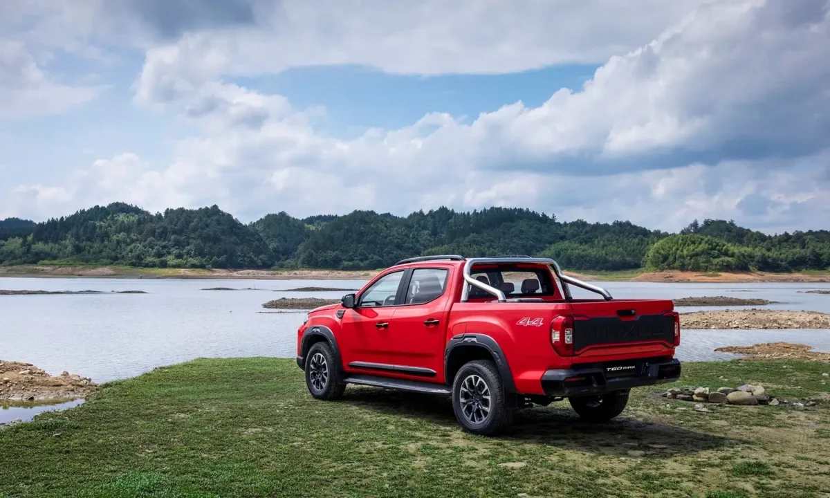 Maxus T60 Max: La Pick Up Diésel que Llega para Sorprender 2 Maxus T60 Max por detrás