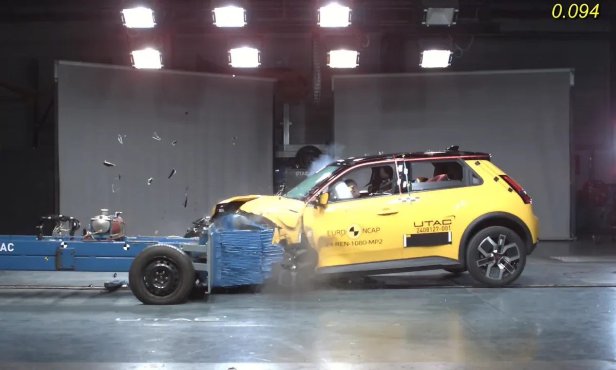 Renault 5 E-Tech: 4 Estrellas en Euro NCAP