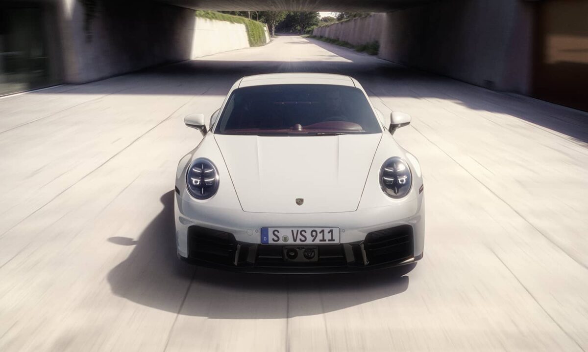 Porsche 911 Carrera S 2025: Innovación y Potencia Redefinidas 4 Porsche 911 Carrera S 2025 frente