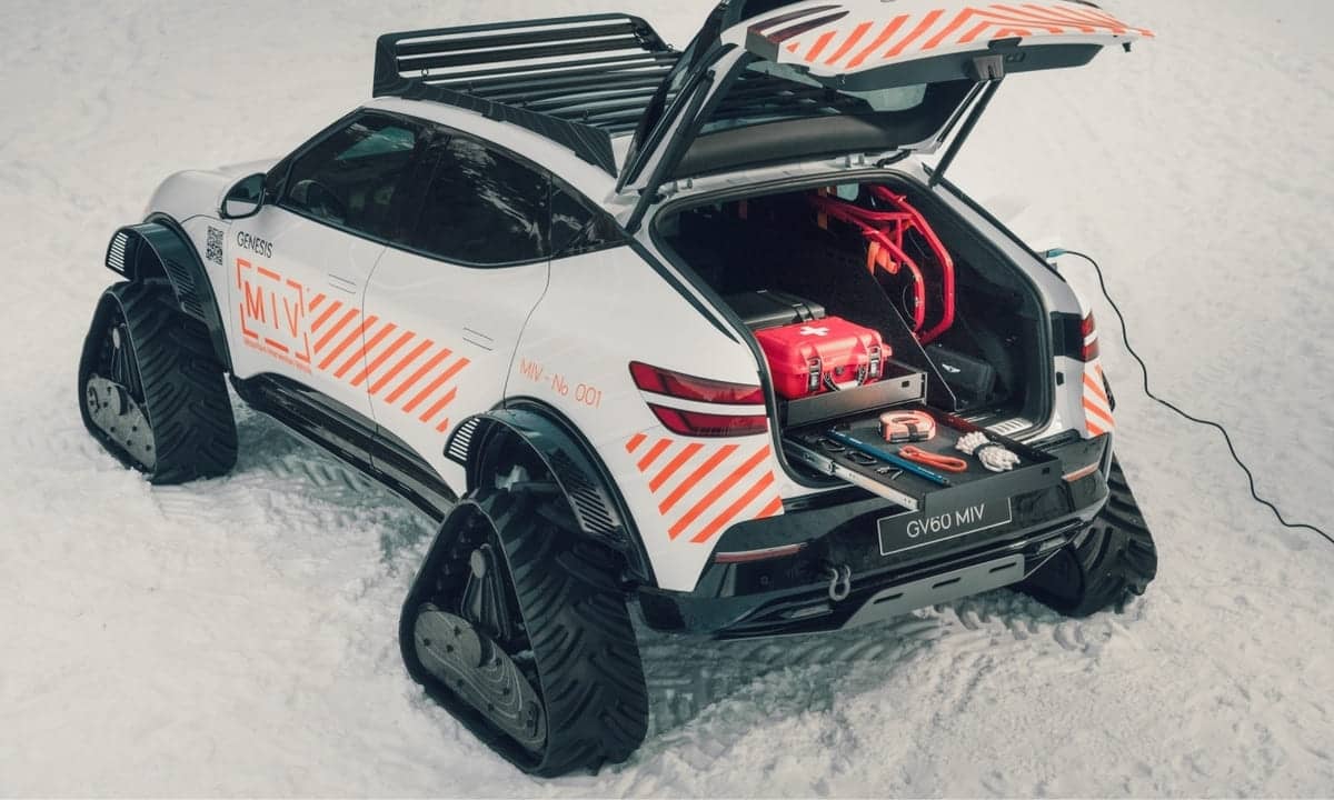 Genesis GV60 Mountain Intervention Vehicle (MIV) Concept: Revolución en rescates extremos 4 Genesis GV60 Mountain Intervention Vehicle maletero