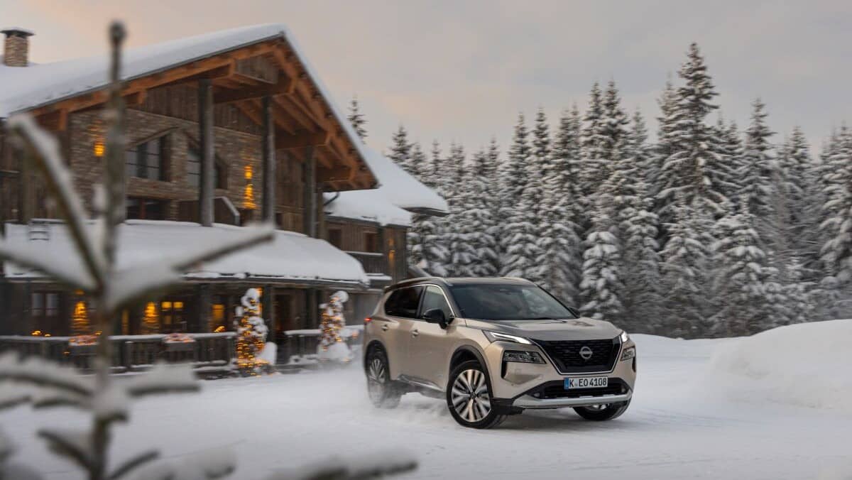 Nissan X-Trail con e-4ORCE: Así Funciona su Revolucionaria Tracción Total Eléctrica 5 Nissan X-Trail con e-4ORCE con nieve